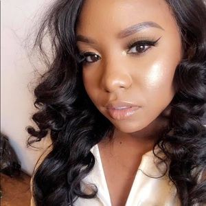 Meet your Posher, Regine